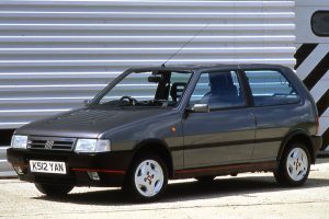 fiat uno turbo ie7