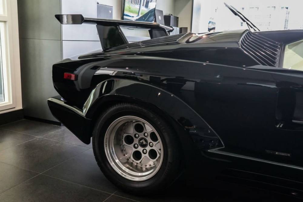 https://autogreeknews.gr/wp-content/uploads/2020/03/lamborghini-countach-zelatines4-1.jpg