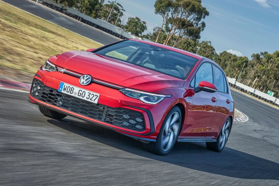 https://autogreeknews.gr/wp-content/uploads/2020/03/vw-golf-gti-video.jpg