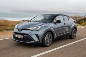 2020-toyota-c-hr-dyn-24-494105