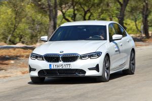 BMW 320d xDrive (1)