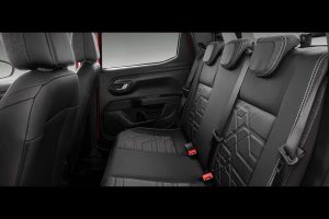 Fiat Strada 2020 (7)