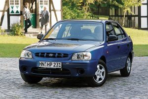 HYUNDAI-Accent-2000-(3)