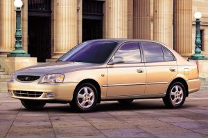 HYUNDAI-Accent-2000