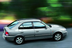 HYUNDAI-Accent-2000-(6)