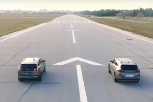 Hyundai-Tucson-VS-Peugeot-3008-drag-race
