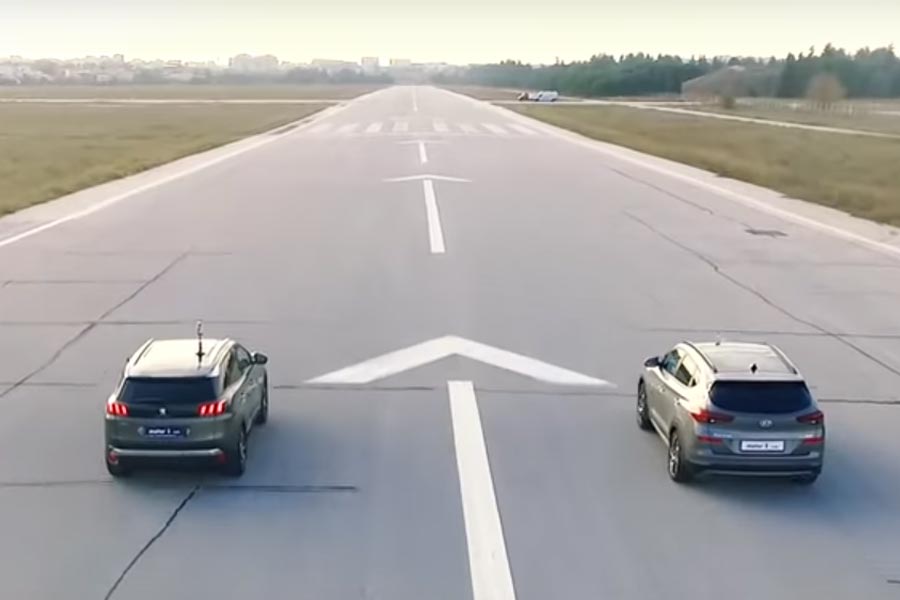 https://autogreeknews.gr/wp-content/uploads/2020/04/Hyundai-Tucson-VS-Peugeot-3008-drag-race.jpg