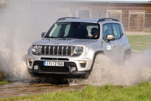 Jeep Renegade 1.3 180 PS (1)