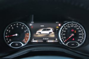 Jeep Renegade 1.3 180 PS (32)