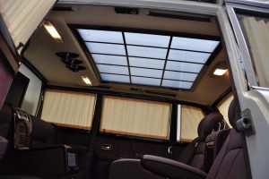 Mercedes-600-Pullman-Maybach-W100-(11)