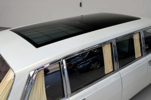 Mercedes-600-Pullman-Maybach-W100-(15)