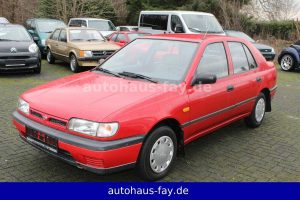 Nissan-Sunny-1992-(1)