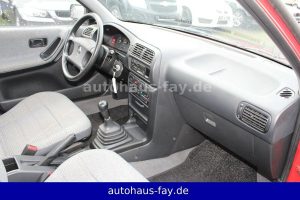 Nissan-Sunny-1992-(9)