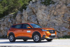 Peugeot 2008 1.2 130 (3)