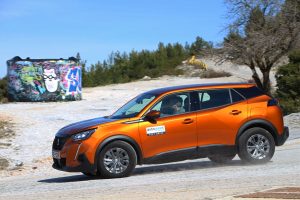 Peugeot 2008 1.2 130 (35)