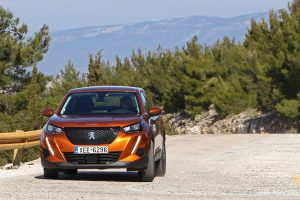 Peugeot 2008 1.2 130 (36)