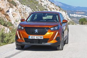 Peugeot 2008 1.2 130 (43)