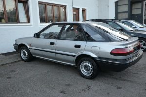 Toyota-Corolla-1990-(8)