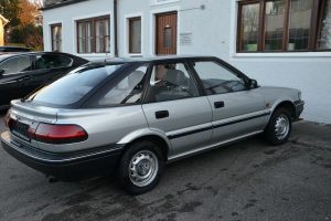 Toyota-Corolla-1990-(9)