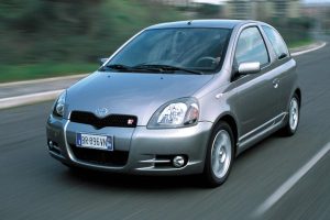 Toyota-Yaris_T_Sport-(1)