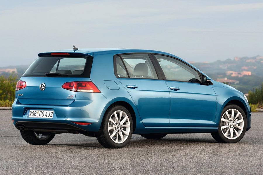 https://autogreeknews.gr/wp-content/uploads/2020/04/Volkswagen-Golf-2013-1024-20.jpg