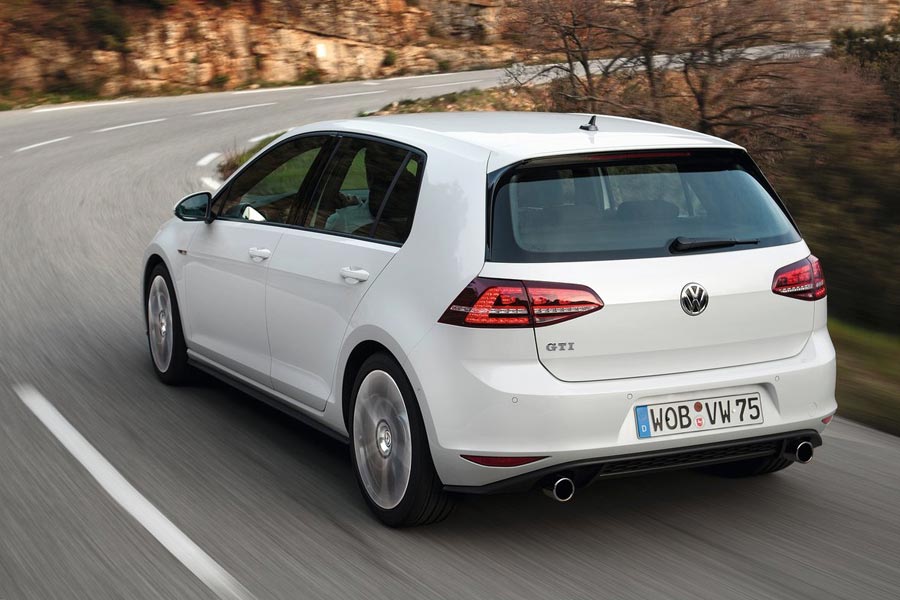 https://autogreeknews.gr/wp-content/uploads/2020/04/Volkswagen-Golf_GTI-2014-1280-16.jpg