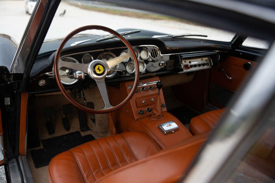 https://autogreeknews.gr/wp-content/uploads/2020/04/ferrari-250-gte-peripoliko11.jpg