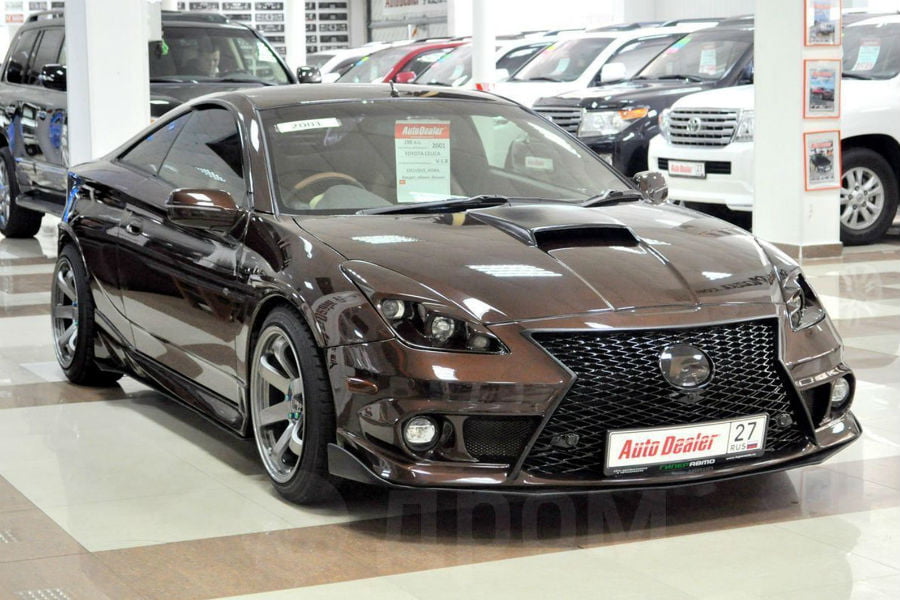 Πόσα δίνατε για αυτή τη ρωσική Lexus Celica;