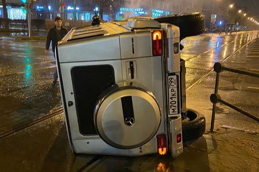 Mercedes G-Class τρακάρει με 170+ χλμ./ώρα (+video)