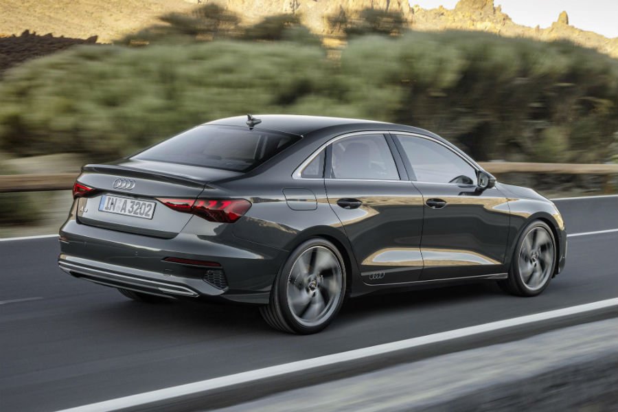 https://autogreeknews.gr/wp-content/uploads/2020/04/new-audi-a3-sedan3.jpg
