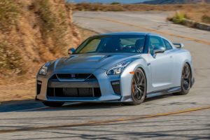 nissan gt-r 2020