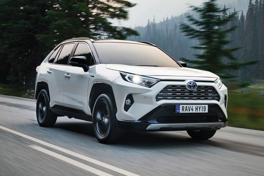 https://autogreeknews.gr/wp-content/uploads/2020/04/rav4-5th-generation-02.jpg