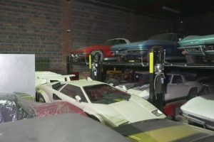 syllogi 300 aftokinitwn 6