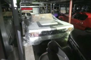 syllogi 300 aftokinitwn 7