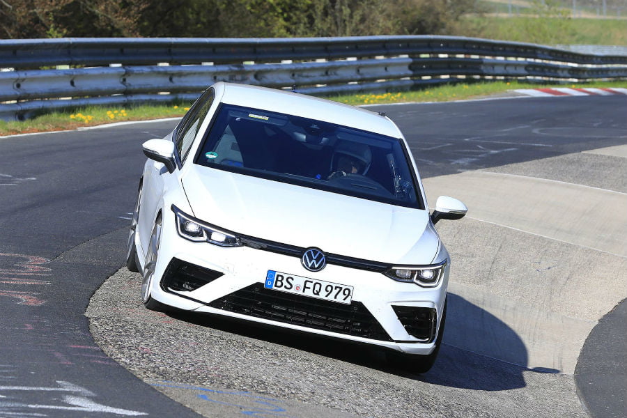 https://autogreeknews.gr/wp-content/uploads/2020/04/vw-golf-r-nurburgring2.jpg