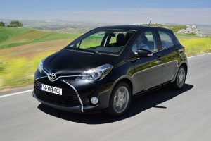 2014_YARIS_LOUNGE_08
