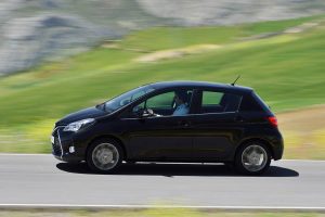 2014_YARIS_LOUNGE_09