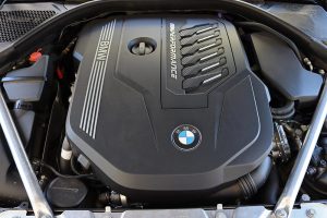 BMW-M440i-xDrive-(25)