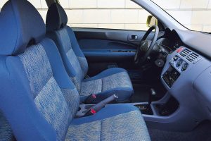 Honda-HR-V-1st-gen-(3)