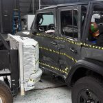 Jeep-Wrangler-crash-test-IIHS-(2)