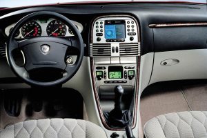 Lancia-Lybra-(1)