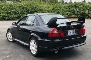 Mitsubishi-Lancer-(12)