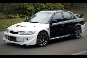 Mitsubishi-Lancer-(5)