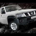 Nissan-Patrol-pickup-(2)