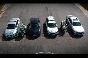 Police-cars-drag-race