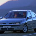 Renault-Laguna-2000