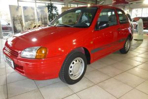 Toyota-Starlet-1997-(1)