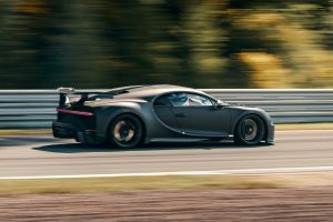 bugatti chiron pur sport track2