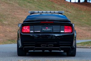 ford mustang barricade12