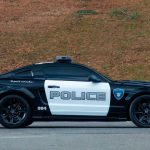 ford mustang barricade2